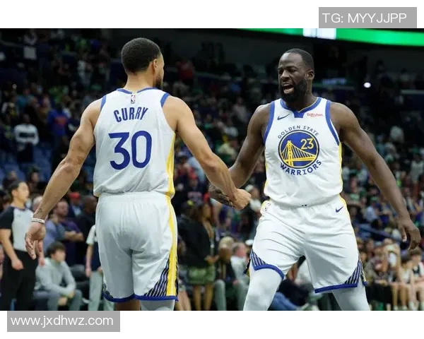 2017至2018赛季NBA勇士队与雄鹿队精彩对决回顾与分析